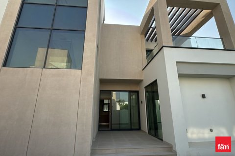 Villa à louer à Dubai, EAU 4 chambres, 504.7 m2 № 614283 - photo 14