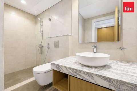 Apartman u gradu Business Bay, Dubai, UAE 2 spavaće sobe, 75.5 m2 Br. 758334 - Slika 13