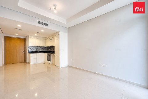 Apartman u gradu Business Bay, Dubai, UAE 2 spavaće sobe, 75.5 m2 Br. 758334 - Slika 2