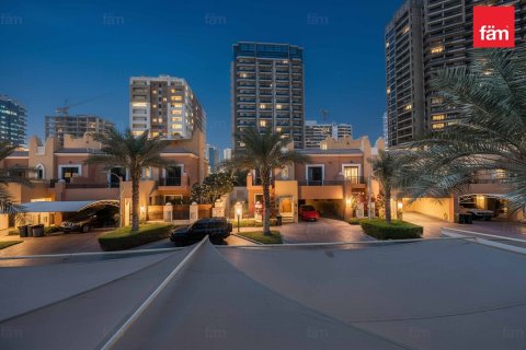 Townhouse de vânzare în Dubai Sports City, Dubai, EAU 4 dormitoare, 199.4 mp. №645840 - poză 22