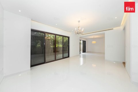 Townhouse de vânzare în Dubai Sports City, Dubai, EAU 4 dormitoare, 199.4 mp. №645840 - poză 1