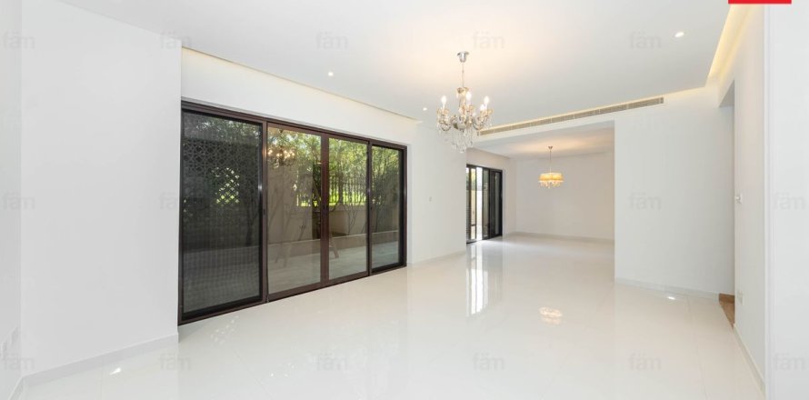Townhouse în Dubai Sports City, Dubai, EAU 4 dormitoare, 199.4 mp.  №645840