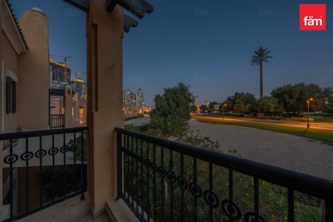 Townhouse de vânzare în Dubai Sports City, Dubai, EAU 4 dormitoare, 199.4 mp. №645840 - poză 25