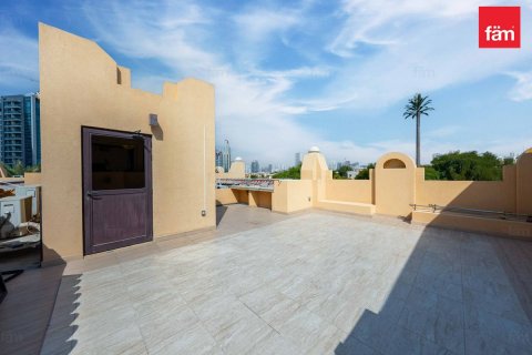 Townhouse de vânzare în Dubai Sports City, Dubai, EAU 4 dormitoare, 199.4 mp. №645840 - poză 19