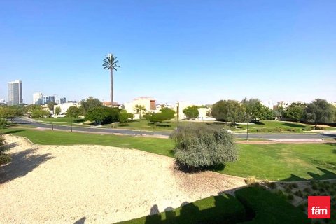 Shtëpi në qytet në Dubai Sports City, Emiratet e Bashkuara Arabe 4 dhoma gjumi, 199 m2. № 645840 - Foto 12