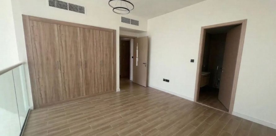Villa sa Dubai, UAE 3 silid-tulugan, 105.7 sq.m. № 645835
