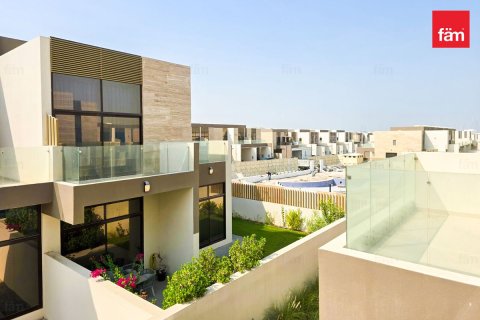 Villa itt: Dubai, EAE, 3 hálószoba, 187.2 m², azonosító: 652252 - fénykép 2
