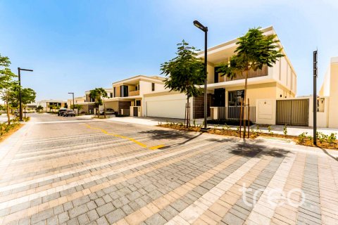 Villa à louer à Tilal Al Ghaf, Dubai, EAU 5 chambres, 527.41 m2 № 753728 - photo 16