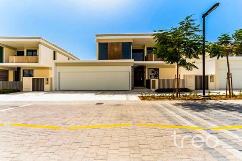 Villa à louer à Tilal Al Ghaf, Dubai, EAU 5 chambres, 527.41 m2 № 753728 - photo 17