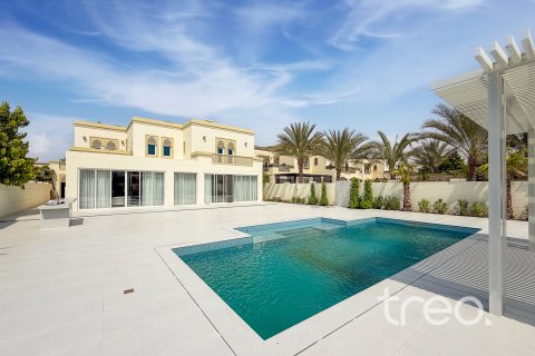 Villa te huur in Jumeirah Park, Dubai, VAE 5 slaapkamers, 435.62 vr.m., nr 753731 - foto 2