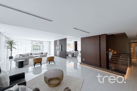 Villa te huur in Jumeirah Park, Dubai, VAE 5 slaapkamers, 435.62 vr.m., nr 753731 - foto 11