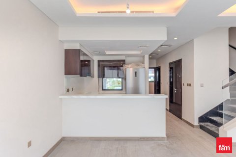Vila u gradu Dubai, UAE 4 spavaće sobe, 149.9 m2 Br. 652403 - Slika 2