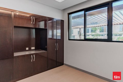 Vila u gradu Dubai, UAE 4 spavaće sobe, 149.9 m2 Br. 652403 - Slika 7