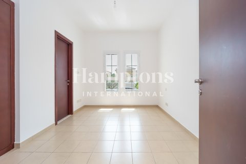 Villa en alquiler en Arabian Ranches 2, Dubai, EAU 2 dormitorios, 173.19999193 m2 № 712646 - foto 4