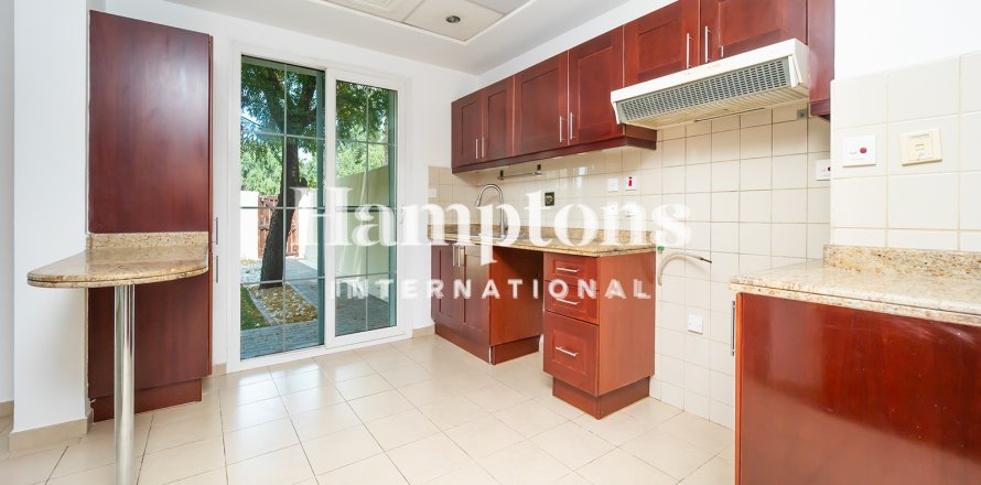 Villa en Arabian Ranches 2, Dubai, EAU 2 dormitorios, 173.2 m² № 712646