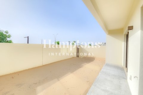 Villa in Dubai South (Dubai World Central), UAE 3 bedrooms, 129.87839400 sq.m. № 712644 - photo 4
