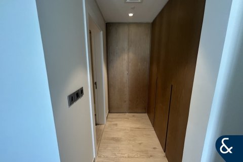 Apartmen di Palm Jumeirah, Dubai, UAE 2 bilik tidur, 137 meter persegi № 668132 - foto 10