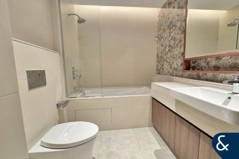 Apartment in Downtown Dubai (Downtown Burj Dubai), UAE 1 bedroom, 81 sq.m. № 668137 - photo 8