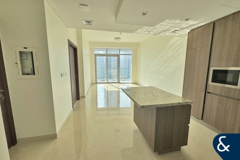 Apartment in Downtown Dubai (Downtown Burj Dubai), UAE 1 bedroom, 81 sq.m. № 668137 - photo 2