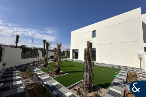 וילה להשכרה ב Town Square, Dubai, איחוד האמירויות  4 חדרי שינה, 379 מ"ר, מספר 668136 - תמונה 1