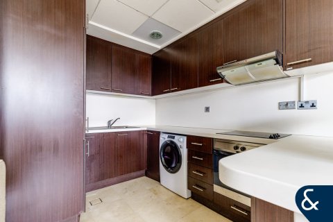 Appartement te huur in DIFC, Dubai, VAE 1 slaapkamer, 79 vr.m., nr 668135 - foto 14