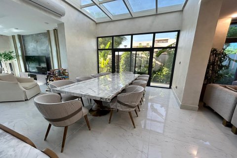 Vilë në Yas Island, Abu Dhabi, Emiratet e Bashkuara Arabe 5 dhoma gjumi, 692 m2. № 615431 - Foto 21
