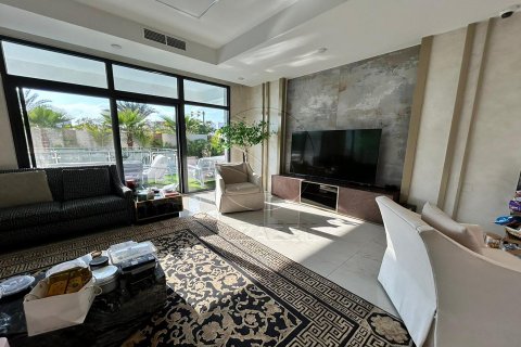 Vilë në Yas Island, Abu Dhabi, Emiratet e Bashkuara Arabe 5 dhoma gjumi, 692 m2. № 615431 - Foto 5