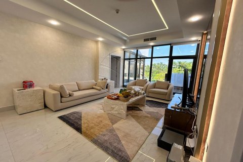 Vilë në Yas Island, Abu Dhabi, Emiratet e Bashkuara Arabe 5 dhoma gjumi, 692 m2. № 615431 - Foto 23