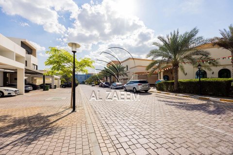 Shtëpi në qytet në Al Salam Street, Abu Dhabi, Emiratet e Bashkuara Arabe 5 dhoma gjumi, 424 m2. № 615464 - Foto 24
