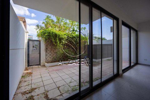 Shtëpi në qytet në Al Salam Street, Abu Dhabi, Emiratet e Bashkuara Arabe 5 dhoma gjumi, 424 m2. № 615464 - Foto 3