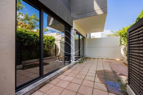 Shtëpi në qytet në Al Salam Street, Abu Dhabi, Emiratet e Bashkuara Arabe 5 dhoma gjumi, 424 m2. № 615464 - Foto 4