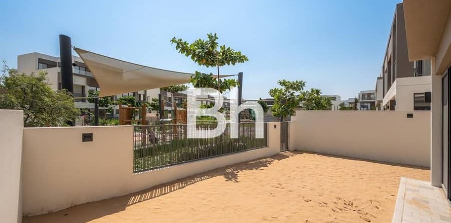 Vila u gradu Tilal Al Ghaf, Dubai, UAE 4 spavaće sobe, 220 m2 Br. 645406