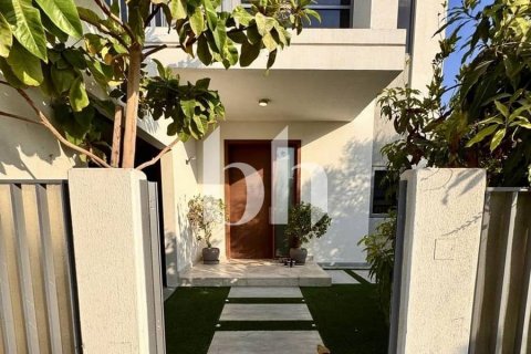 Villa sa Dubai Hills Estate, UAE 3 silid-tulugan, 403 sq.m. № 645409 - larawan 8