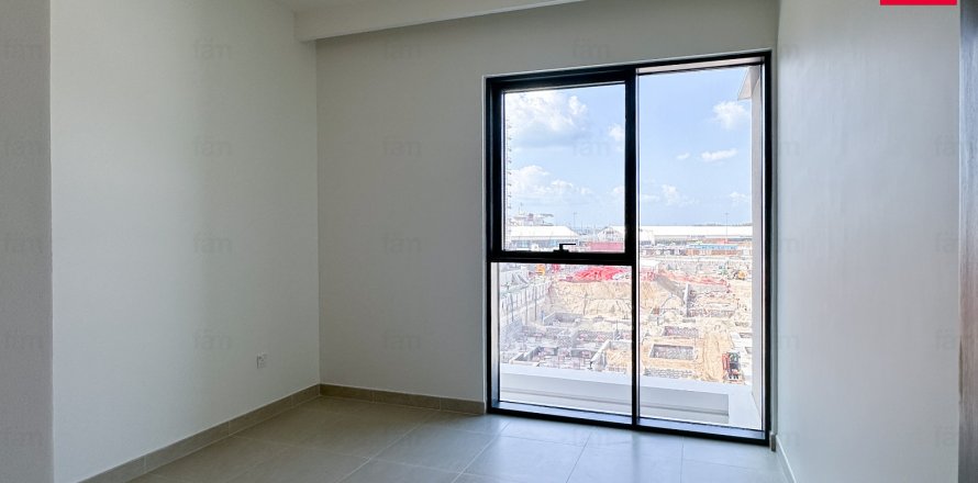 דירה ב Mina Rashid, Dubai, איחוד האמירויות 2 חדרי שינה, 113 מ"ר מספר 693095