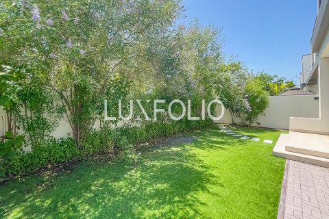 Vila v Dubai Hills Estate, Dubai, SAE 4 ložnice, 248 m² Č.: 628224 - fotografie 25