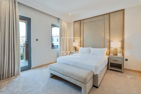 Villa en venta en Saadiyat Island, Abu Dhabi, EAU 5 dormitorios, 764.78 m2 № 755356 - foto 16