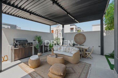 Vila u gradu Nadd Al Sheba, Dubai, UAE 5 spavaće sobe, 930.24 m2 Br. 744127 - Slika 29