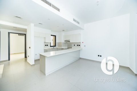 Villa in Dubai Hills Estate, UAE 4 bedrooms, 202 sq.m. № 707699 - photo 5