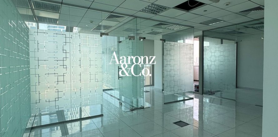Office in Business Bay, Dubai, UAE 108 sq.m. № 707695