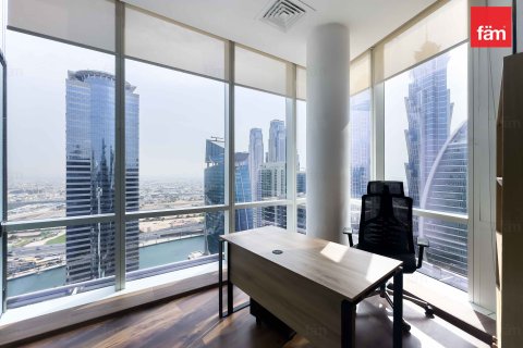 Zyrë në Business Bay, Dubai, Emiratet e Bashkuara Arabe 89.9 m2. № 622969 - Foto 9