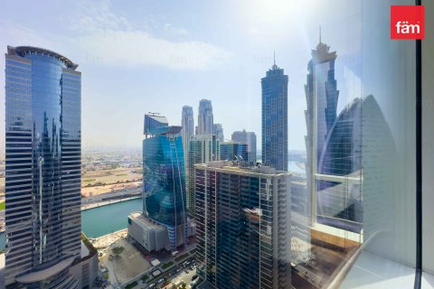 Zyrë në Business Bay, Dubai, Emiratet e Bashkuara Arabe 89.9 m2. № 622969 - Foto 1