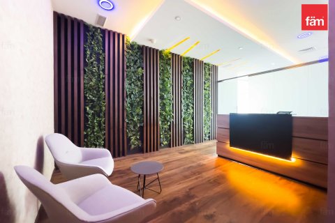 Zyrë në Business Bay, Dubai, Emiratet e Bashkuara Arabe 89.9 m2. № 622969 - Foto 4