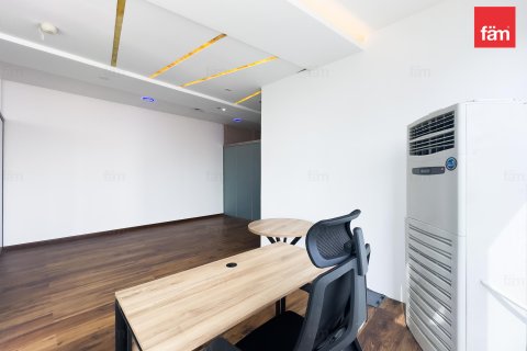 Zyrë në Business Bay, Dubai, Emiratet e Bashkuara Arabe 89.9 m2. № 622969 - Foto 11