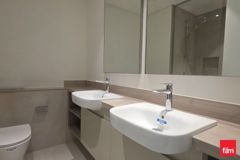 Vilë në Dubai, Emiratet e Bashkuara Arabe 3 dhoma gjumi, 168.2 m2. № 622973 - Foto 14