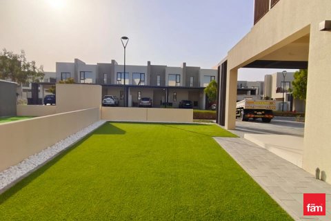 Vila di Dubai, UAE 4 bilik tidur, 277.2 meter persegi № 622971 - foto 4