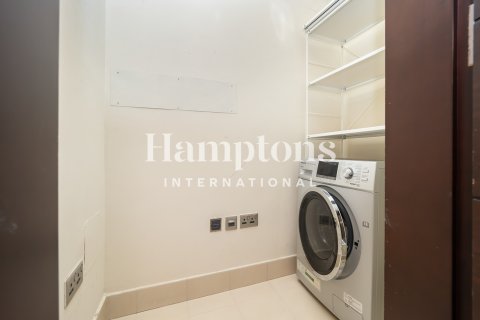 Apartment til leje i Palm Jumeirah, Dubai, UAE 1 soveværelse, 121.61002700 kvm № 696620 - foto 2