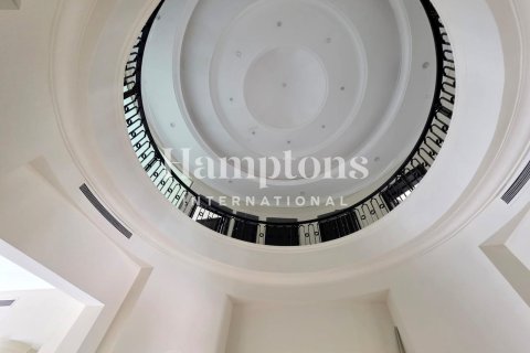 Villa à louer à Palm Jumeirah, Dubai, EAU 6 chambres, 650.32100000 m2 № 696619 - photo 26