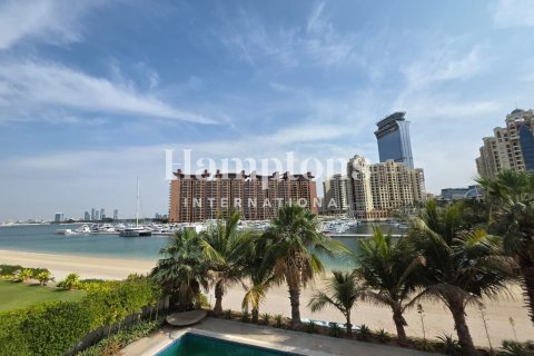 Villa à louer à Palm Jumeirah, Dubai, EAU 6 chambres, 650.32100000 m2 № 696619 - photo 15
