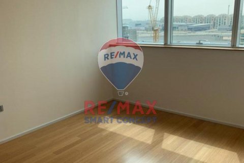 Apartemen di Al Raha Beach, Abu Dhabi, UEA 3 kamar tidur, 142.7 m2 nomor 580353 - foto 4