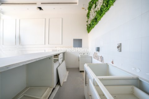 Obchod v Al Barsha, Dubai, SAE 559 m² Č.: 707653 - fotografie 2